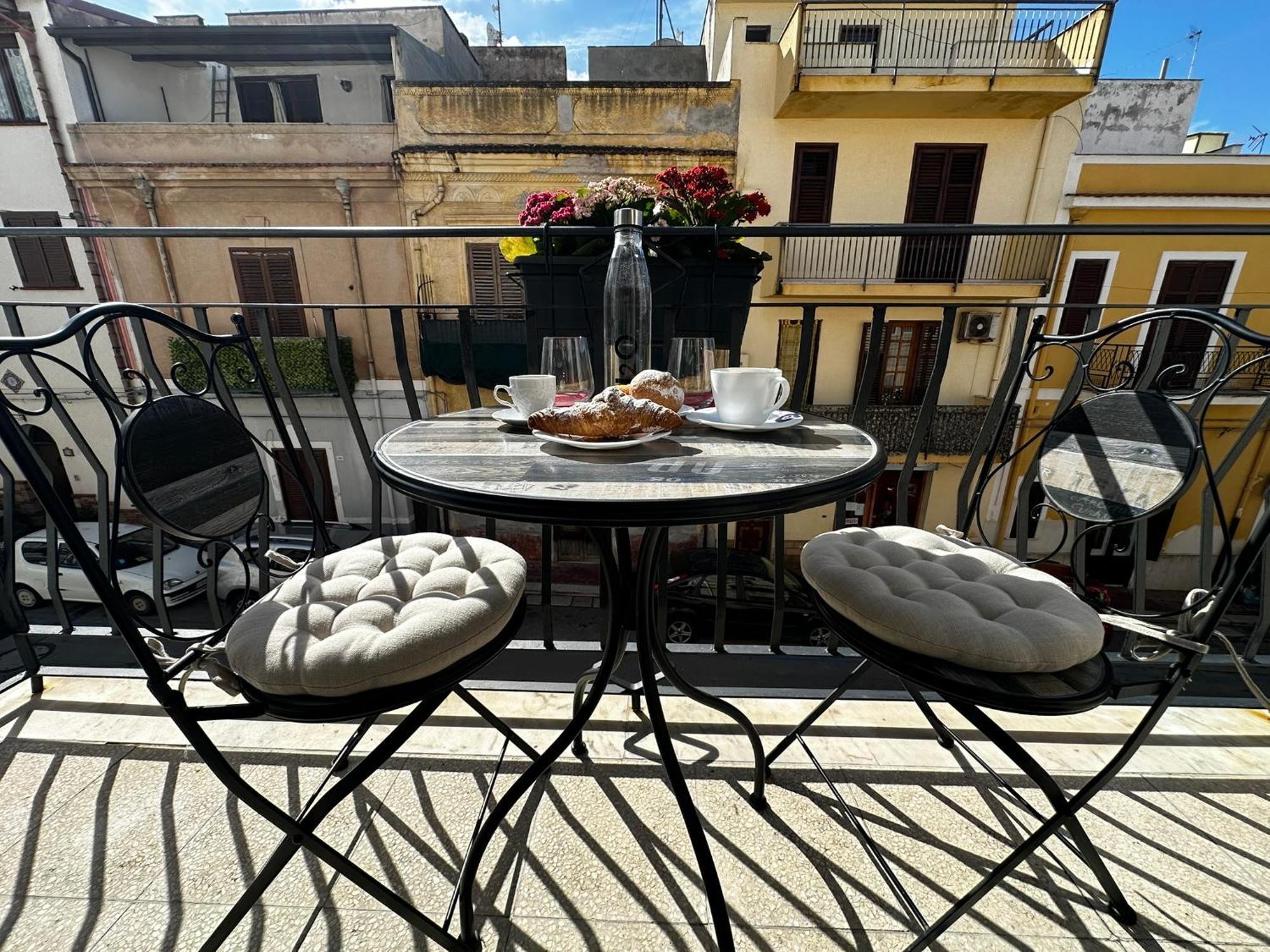 Terra D'Amuri Rooms Terrasini Bagian luar foto
